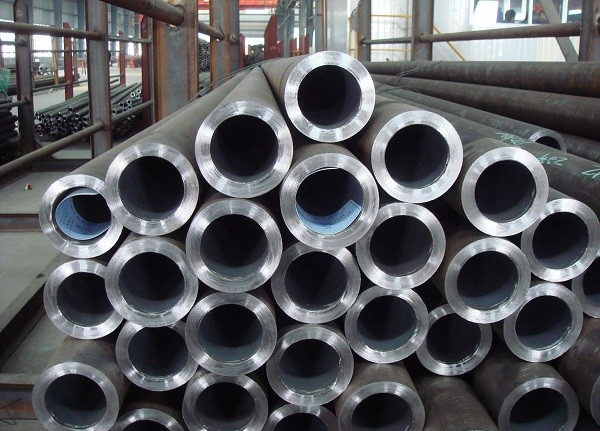 MUA ỐNG THÉP ĐÚC Ở ĐÂU? KINH NGHIỆM CHỌN NHÀ CUNG CẤP UY TÍN, GIÁ TỐT